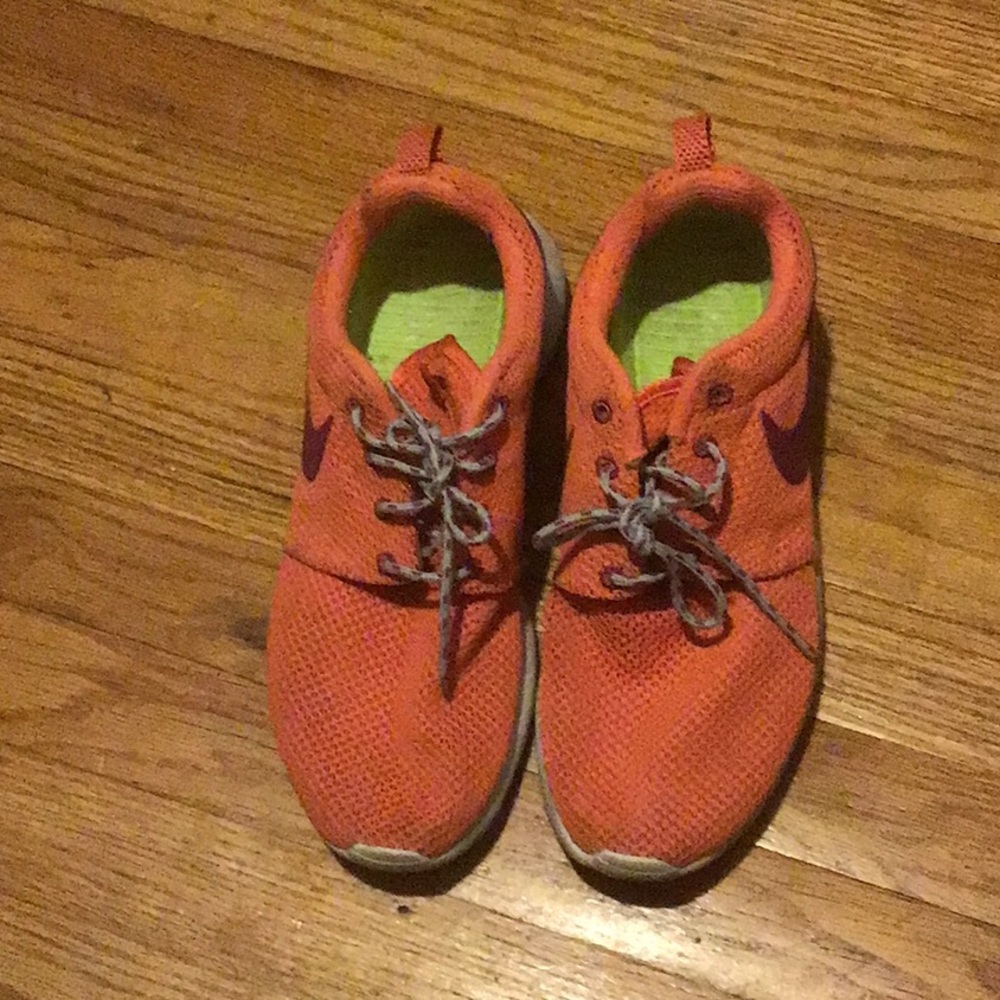 Nike Roshe sneakers